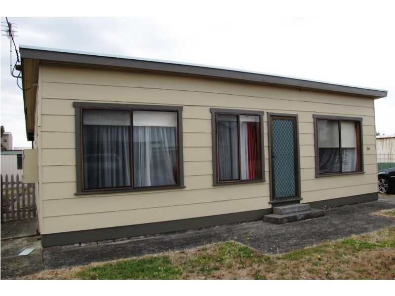 24 Compton Street, Port Macdonnell SA 5291