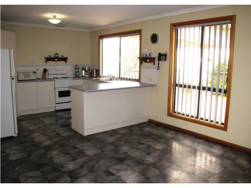 27 William Street, Allendale East SA 5291