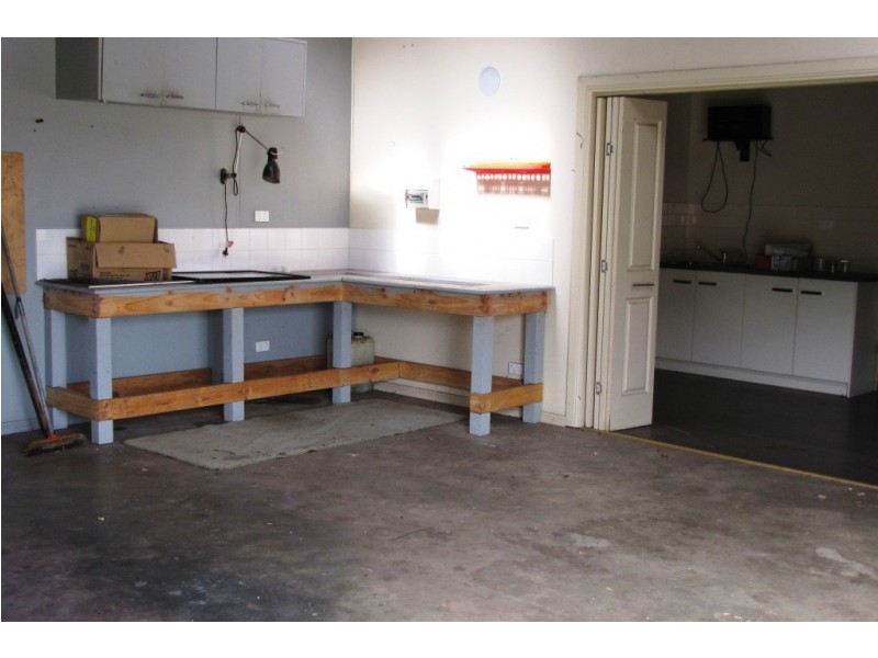 11 Hill Road, Yahl, Mount Gambier SA 5290