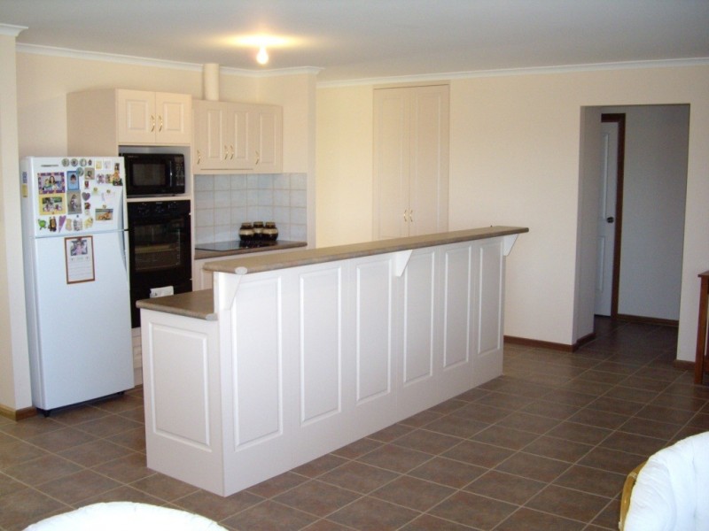 24 Yahl Main Road, Yahl SA 5291