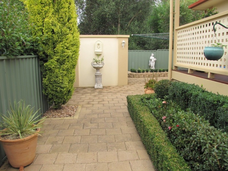 21 Vivienne Avenue, Mount Gambier SA 5290