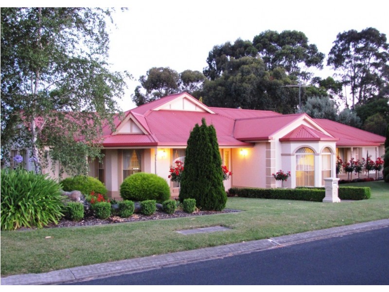 21 Vivienne Avenue, Mount Gambier SA 5290