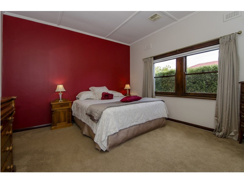 69 Sturt Street, Mount Gambier SA 5290