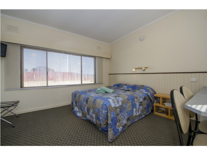 1 Kennedy Avenue, Mount Gambier SA 5290