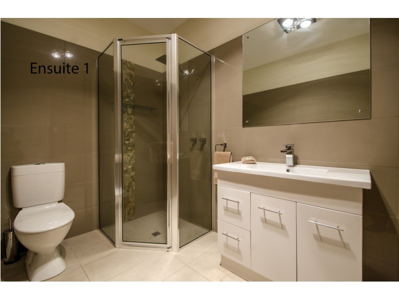 86 Meylin Street, Port MacDonnell, Mount Gambier SA 5290