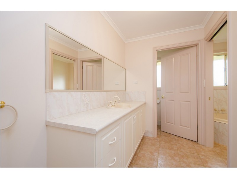 1 Highland Drive, Mount Gambier SA 5290