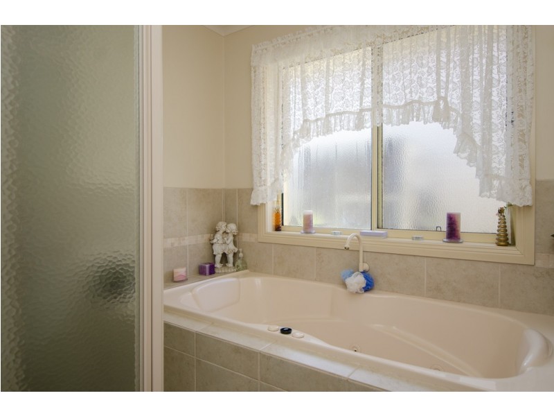 4 Venice Court, Mount Gambier SA 5290