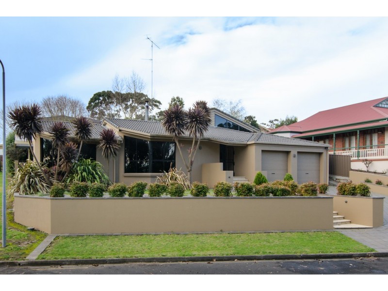 7 Comaum Avenue, Mount Gambier SA 5290