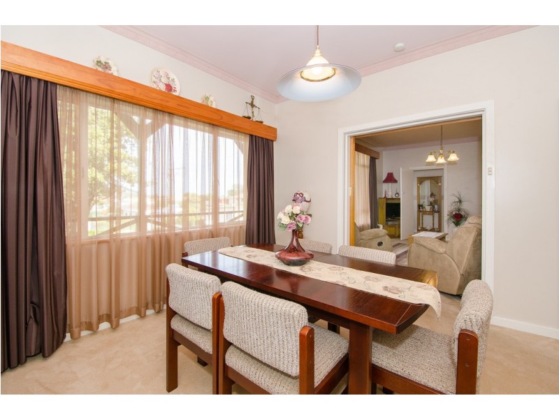 18 Montgomery Avenue, Mount Gambier SA 5290