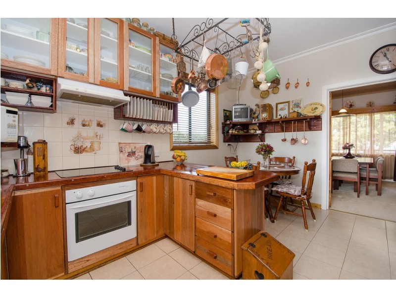 18 Montgomery Avenue, Mount Gambier SA 5290