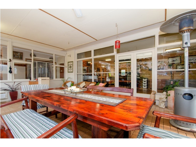 18 Montgomery Avenue, Mount Gambier SA 5290