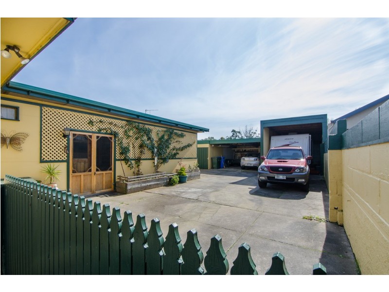 18 Montgomery Avenue, Mount Gambier SA 5290
