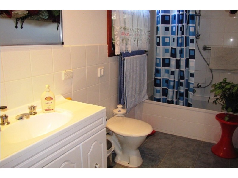 11 Stonehaven Avenue, Nelson VIC 3292
