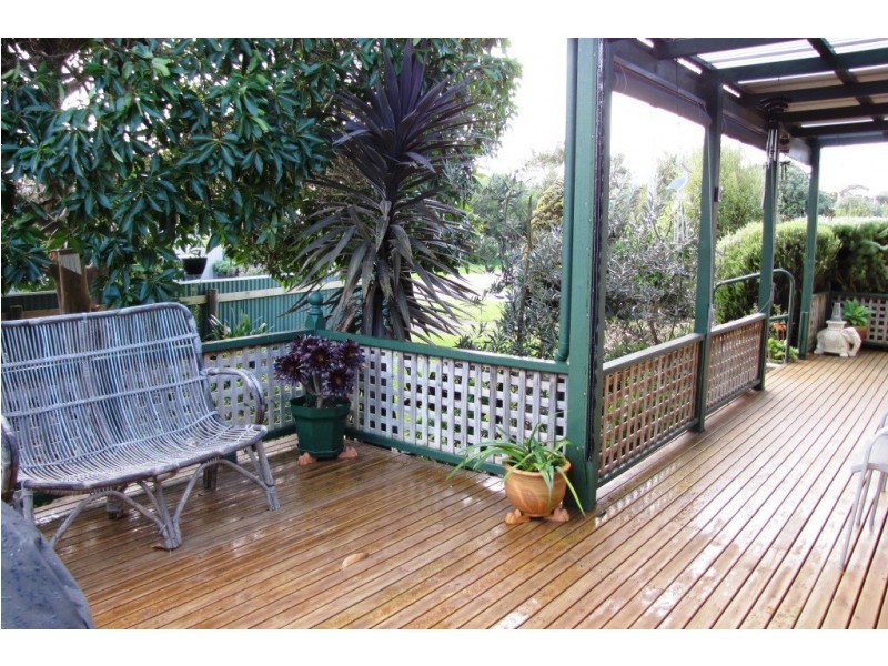 11 Stonehaven Avenue, Nelson VIC 3292