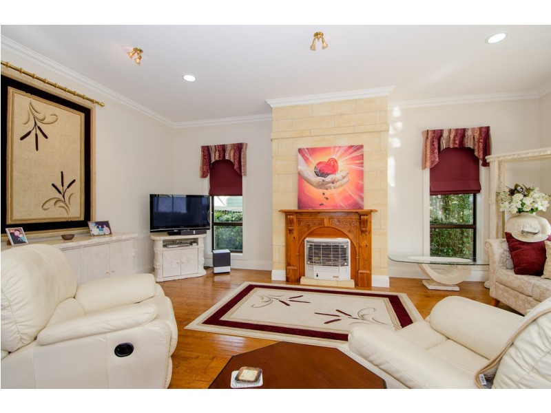 13 Chute Street, Mount Gambier SA 5290