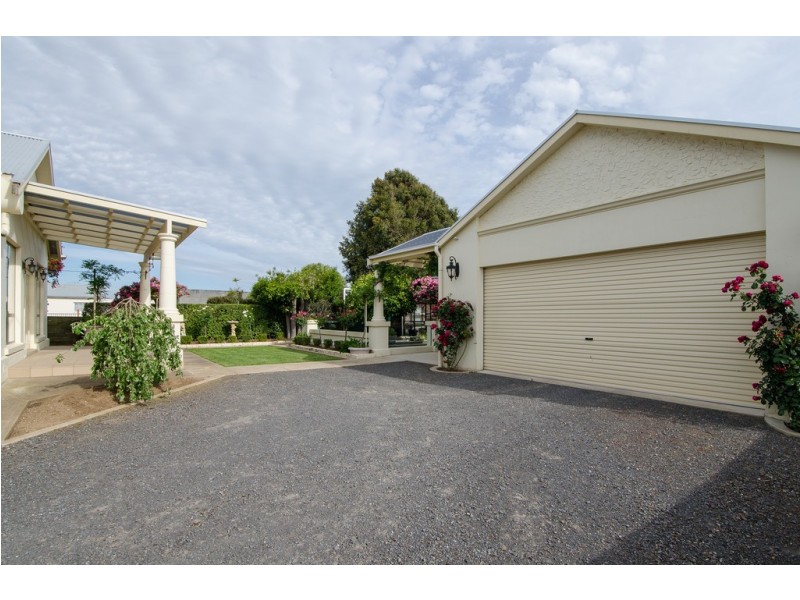 13 Chute Street, Mount Gambier SA 5290