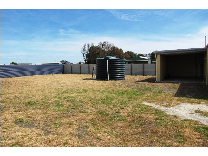 30 Racketts Road, Pelican Point SA 5291