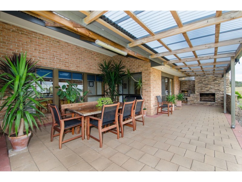 295 Caroline Headquarters Road, Yahl, Mount Gambier SA 5291