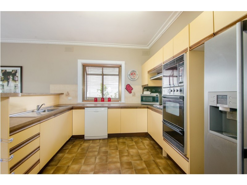 2 Renfrey Place, Mount Gambier SA 5290