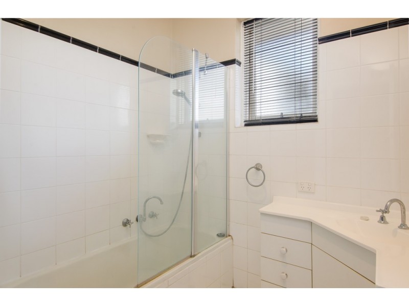 2 Renfrey Place, Mount Gambier SA 5290