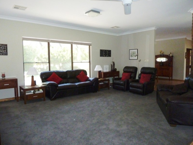 56 Woodlands Road, Yahl SA 5291