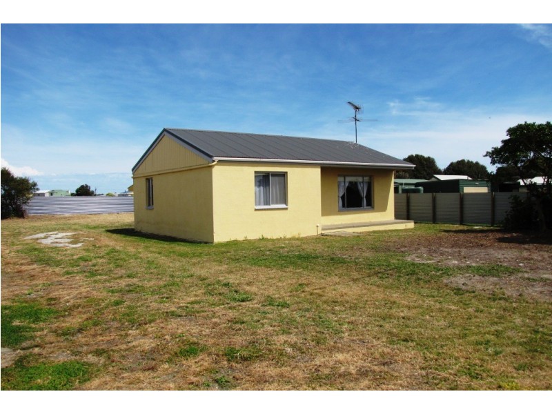 30 Racketts Road,, Pelican Point SA 5291