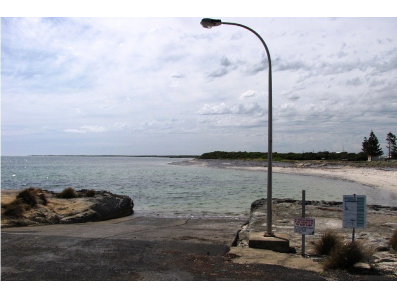 30 Racketts Road,, Pelican Point SA 5291