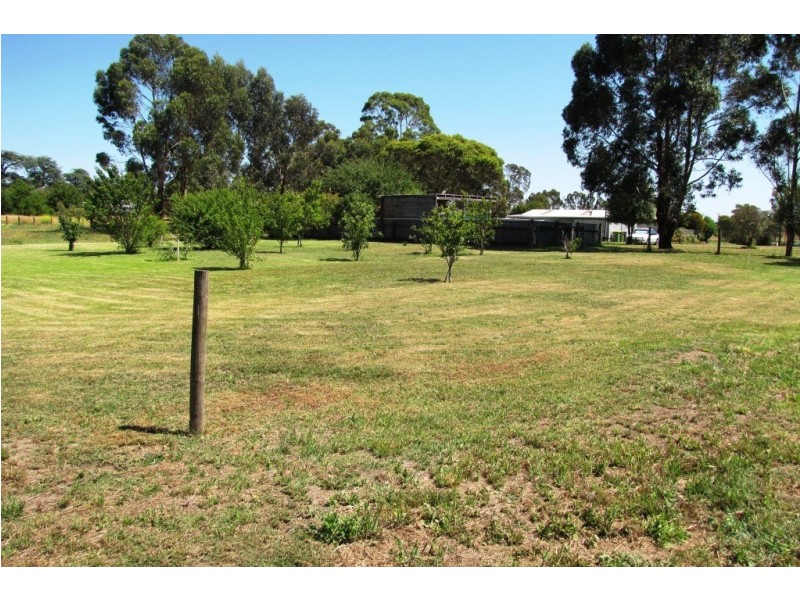 5 Wapling Avenue, Dartmoor VIC 3304