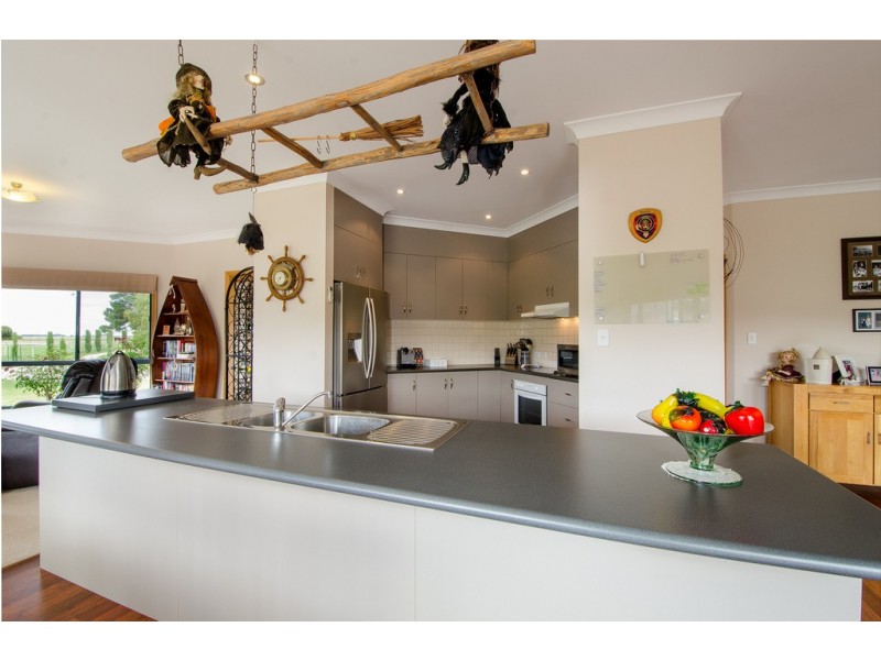 96 Warreanga Road, Wye SA 5291