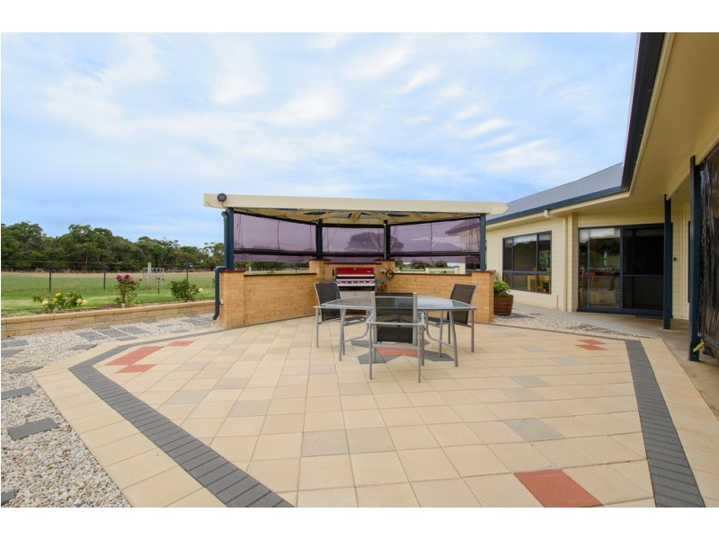 96 Warreanga Road, Wye SA 5291