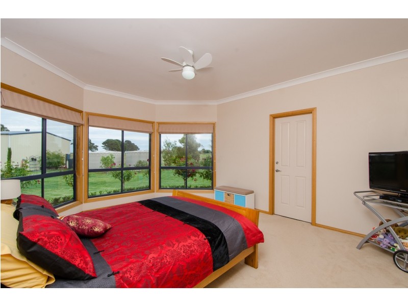 96 Warreanga Road, Wye SA 5291