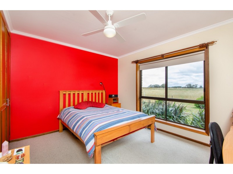 295 Caroline Headquarters Road, Yahl SA 5291