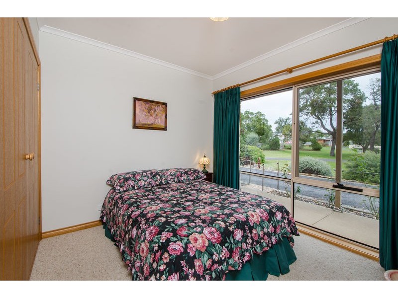 10 Casuarina Grove, Nelson VIC 3292