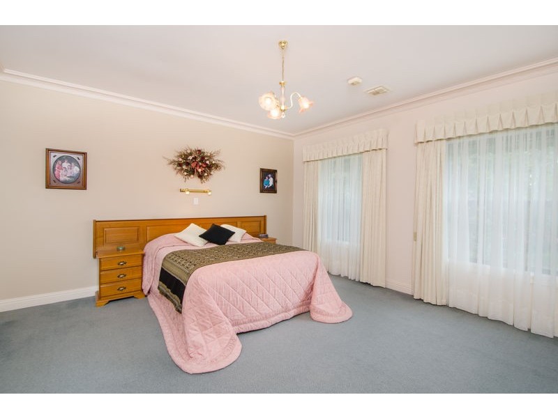 6 King  Grove, Mount Gambier SA 5290