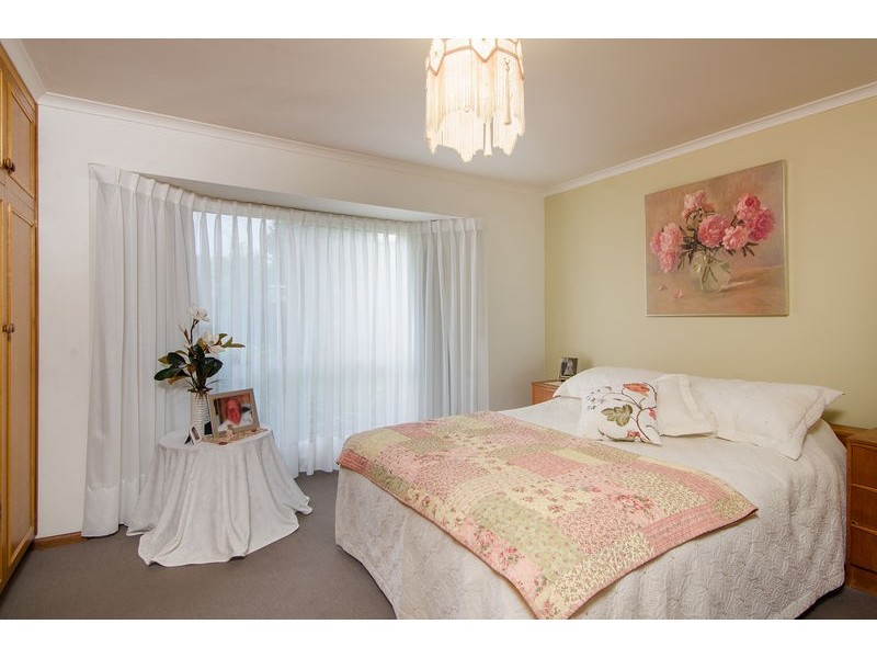 1 Hawk Place, Mount Gambier SA 5290