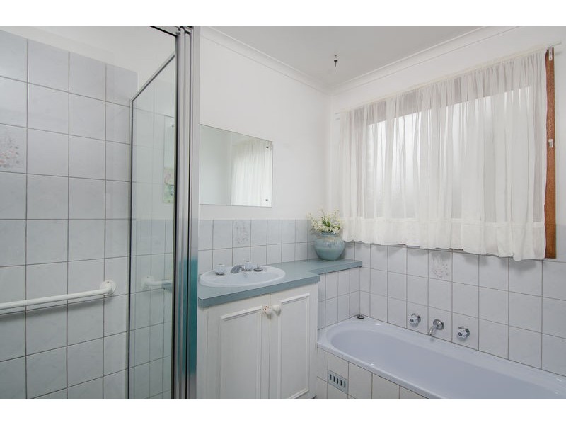 1 Hawk Place, Mount Gambier SA 5290