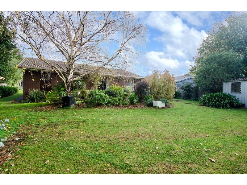 1 Hawk Place, Mount Gambier SA 5290