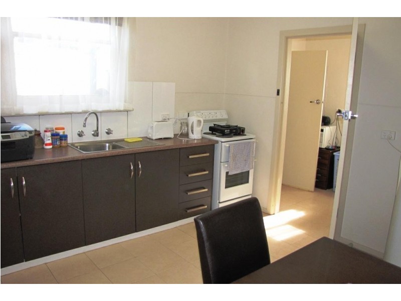 8 Holder Street, Mount Gambier SA 5290