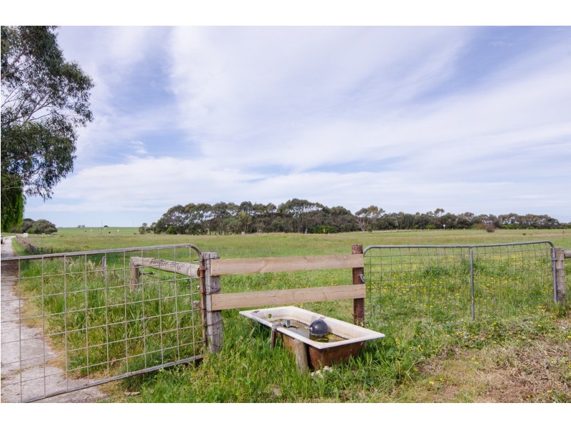 456 Schinkels Road, Kongorong SA 5291