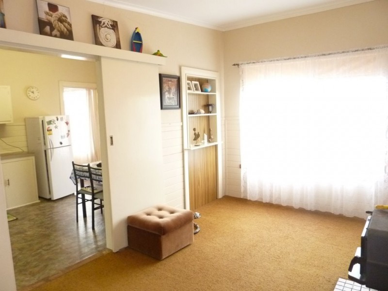 24 Compton Street, Port Macdonnell SA 5291