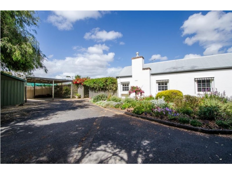 169 Bay Road,, Mount Gambier SA 5290