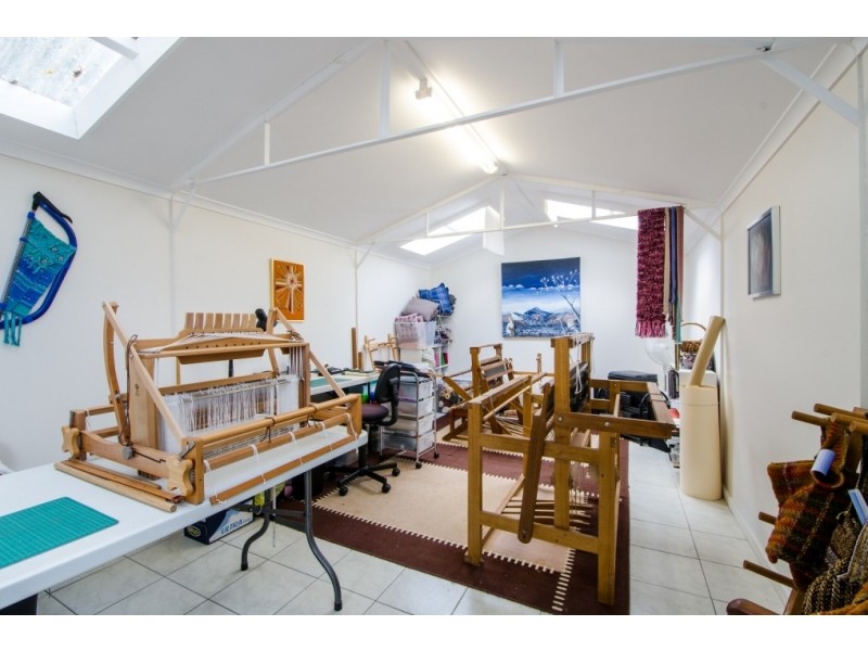 169 Bay Road,, Mount Gambier SA 5290