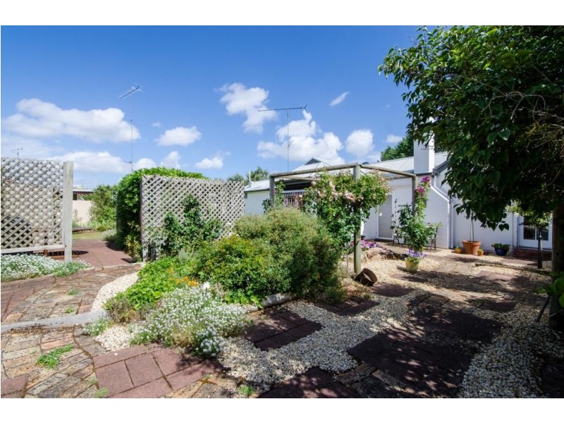 169 Bay Road,, Mount Gambier SA 5290