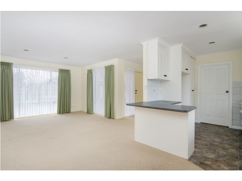 3 / 58-60 Suttontown Road, Mount Gambier SA 5290