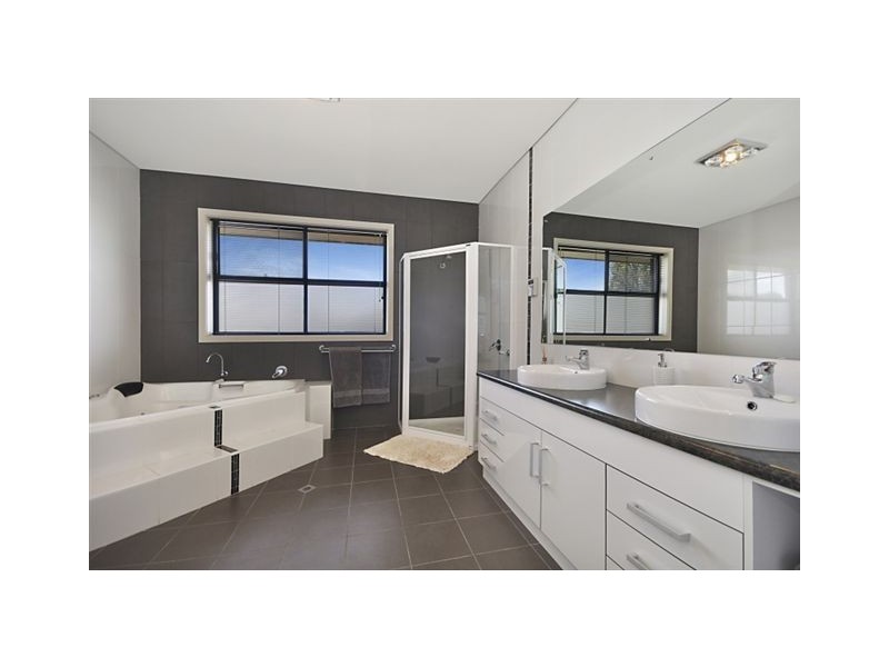 68 Wehl Street North, Mount Gambier SA 5290