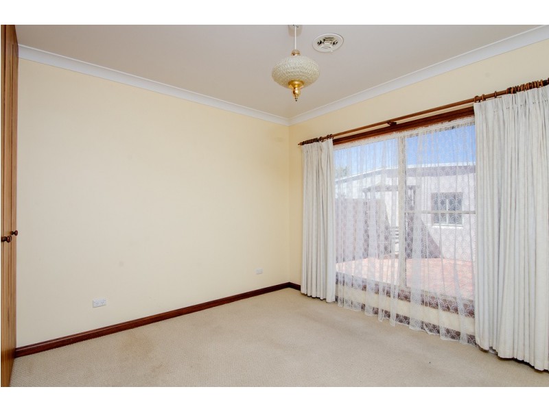 27 Meylin Street, Port Macdonnell SA 5291