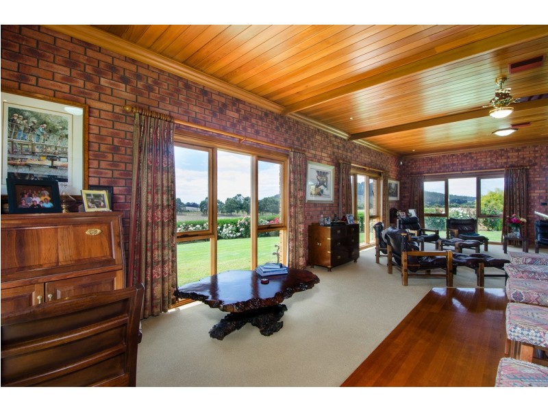 7 Moorak Hall Road, Mount Gambier SA 5290