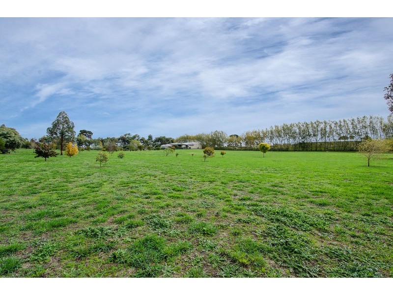 83 Lake Edward Road, Glencoe SA 5291