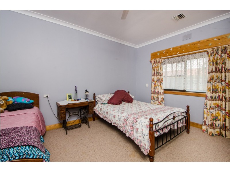 100 Penola Road, Mount Gambier SA 5290