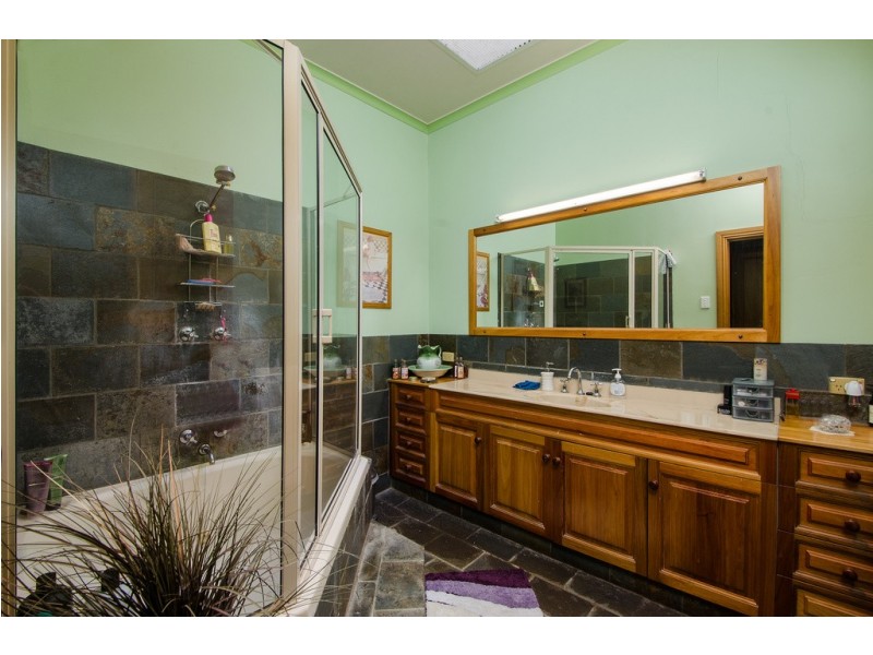 100 Penola Road, Mount Gambier SA 5290